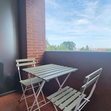 Piso Zona Hospital 6 Personas Apartment Oviedo Bagian luar foto