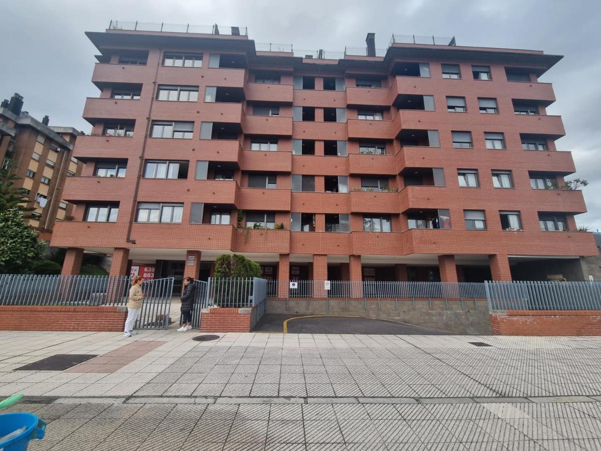 Piso Zona Hospital 6 Personas Apartment Oviedo Bagian luar foto
